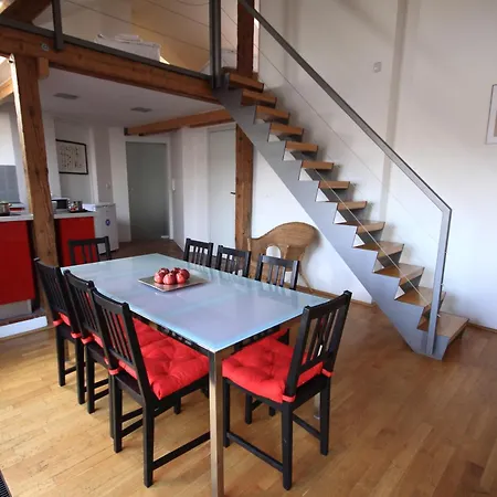 Apartament River View Praga