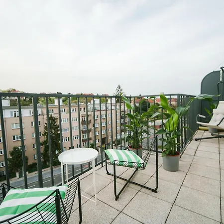 Apartament Godiland *