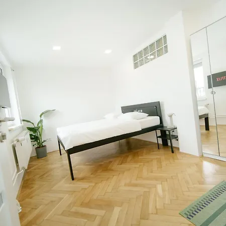 Godiland Praga