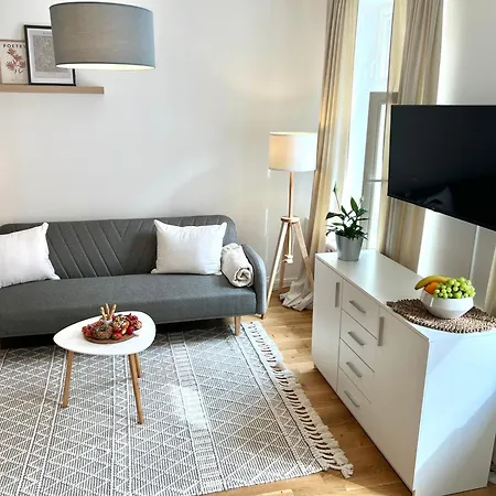 Apartament Treetess Centre *