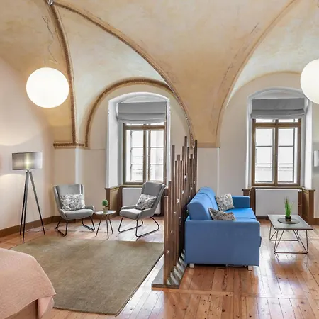 Apartment 3 Epoques By Adrez Prague