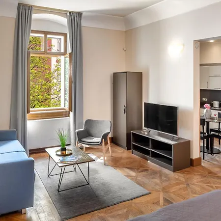 Apartment 3 Epoques By Adrez Prague