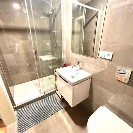 Appartement Newapt Next To Wenceslas Square