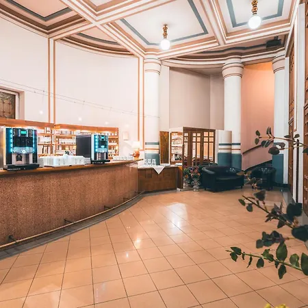 Ariston 4* Prague