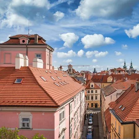 3 Epoques By Adrez Apartment Prague