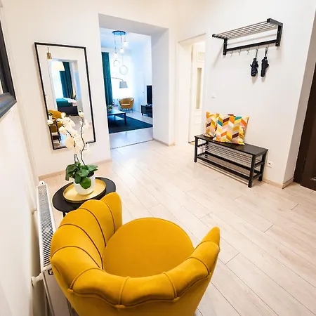 Apartment Centrum Pstrossova *