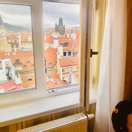 Liliova Old Town Hotell 4*