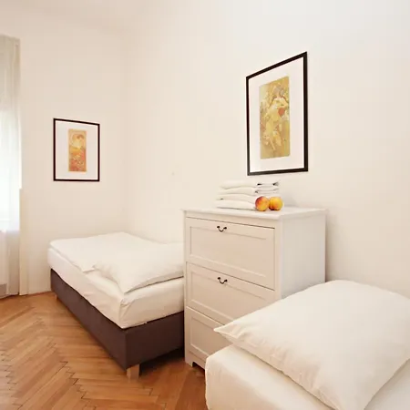 Apartment Exclusive