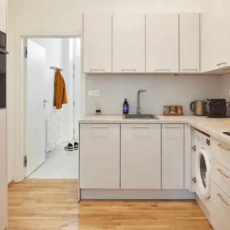 아파트 Days - - Balcony - Next To Vysehrad Castle *