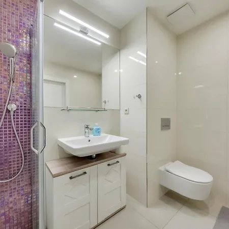 Centrum Bohemia Lux Apartment *