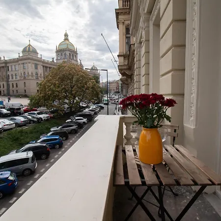 Washingtonova Cr Apartment Prague