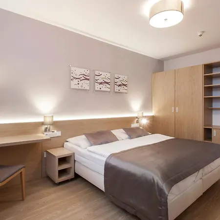 Hotel Carol 4*
