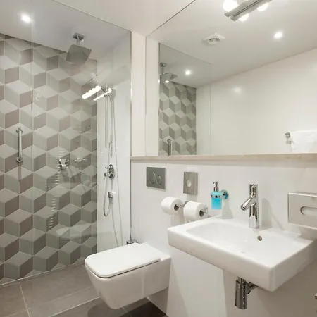 Carol 4* Praha