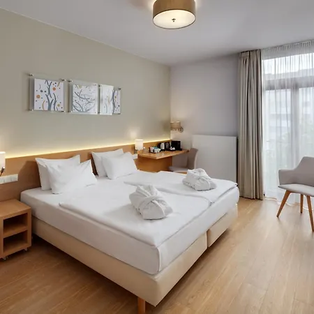 Carol Hotel