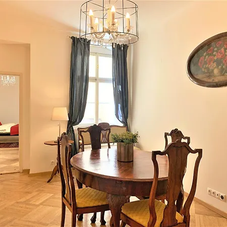 Small Luxury Palace 4*