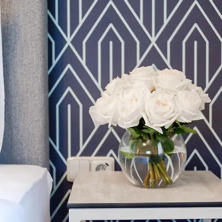 Apartmanhotel Eight Secrets Boutique By Dwellfort 4*