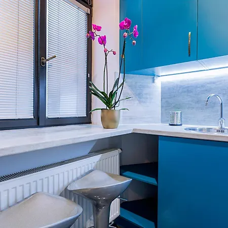 Charming In Historic Old Town Apartament *