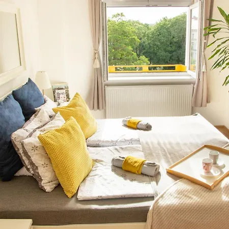 Apartment Double King Size Sunny In Castle Area *