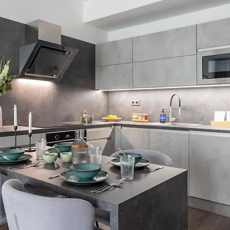 Apartment Baby Friendly With Terrace And Ac In Karlin By Days *