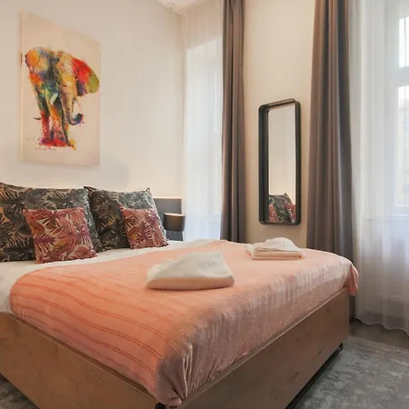 Coru House Apartment