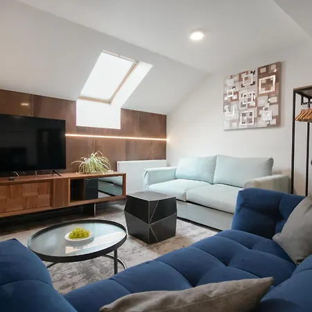 Coru House