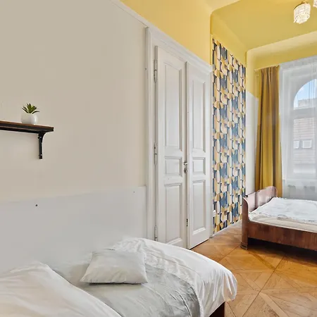 Apartment Vintage Apts In Heart Of By Michal&friends