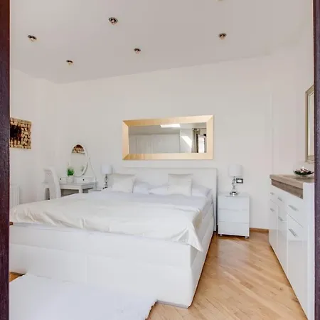 Wenceslas Square Royal Apartment Prague