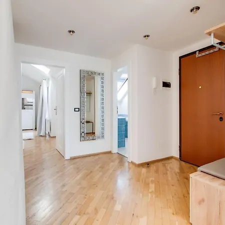 Wenceslas Square Royal Apartment Prague