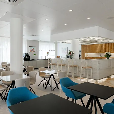 Silenzio Hotel