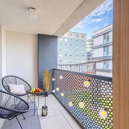 Design - Balcony, Free Parking, Yoga, 10 Mins To Center, By Gravity Apartamento