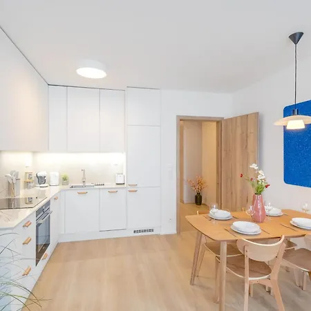 Design - Balcony, Free Parking, Yoga, 10 Mins To Center, By Gravity Apartamento