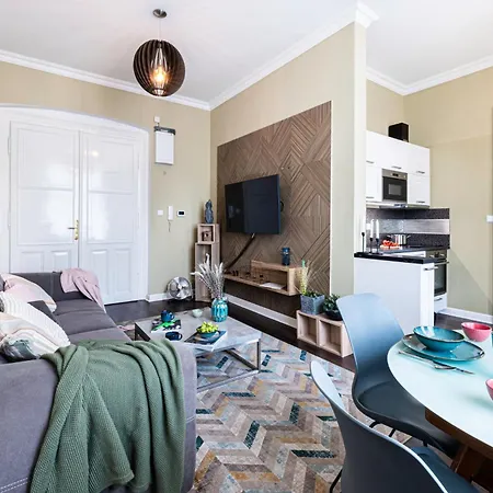Homey In Lesser Town By Days Apartment Prague