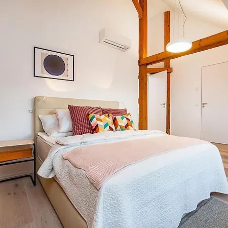 Fantastic Attic With Big Terrace Apartamento