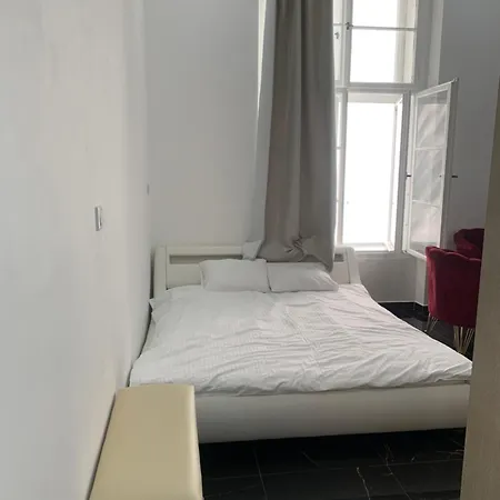 Apartament T1-wenceslas Square *
