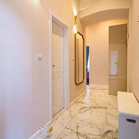 3bdr Elegance Deco Downtown Flat Apartment Prag
