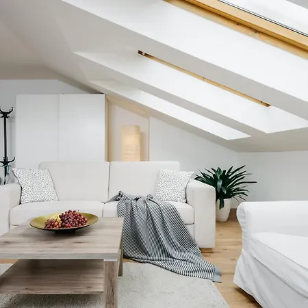 Mia Cozy With Castle View, Parking & Ac * Prag