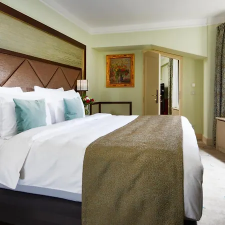 Hotel Aria