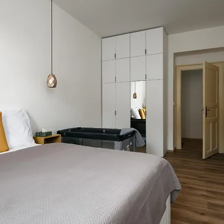 New&modern In Vibrant Area Near Centre! * Prague