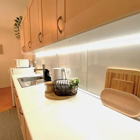 Spacious Near Center With Balcony And Garage Parking