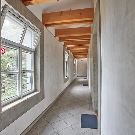 Jeruzalémská 10 - Synagogue Appartement *