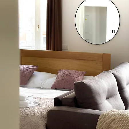 Apartmanhotel Petrin Tower 4*