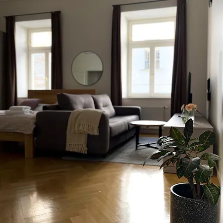 Apartmanhotel Petrin Tower