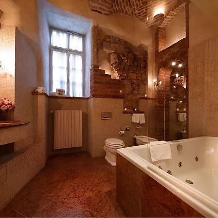 Otel Alchymist Castle