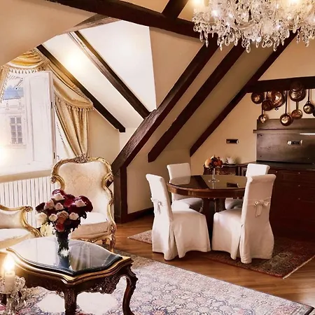 Otel Alchymist Castle