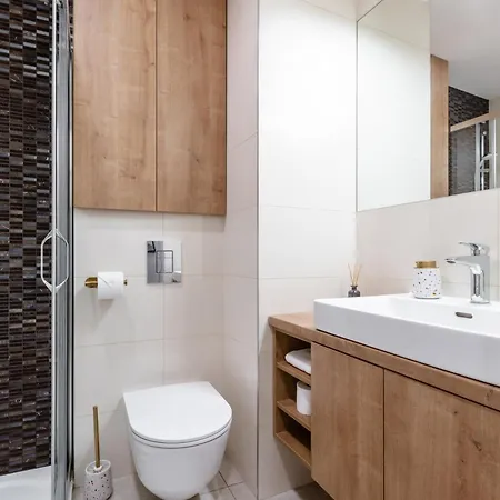 Lägenhet Turnkey I Letna Park Prag