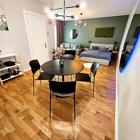 Apartment Angelo Roma U Narodniho Muzea Prague