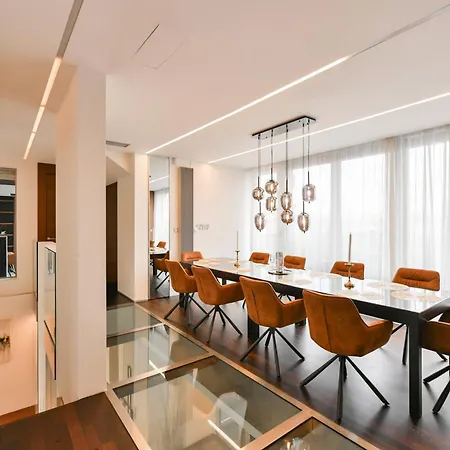 Presidential Penthouse, 303m2, Jacuzzi On Terrace, Sauna, 6bdrm, 4bthrm, Ac, Lift * Prague
