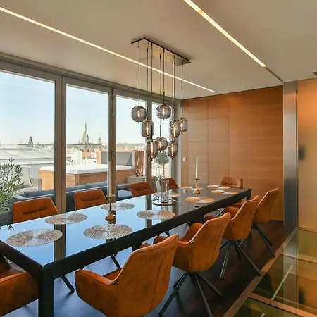 Presidential Penthouse, 303m2, Jacuzzi On Terrace, Sauna, 6bdrm, 4bthrm, Ac, Lift Prague