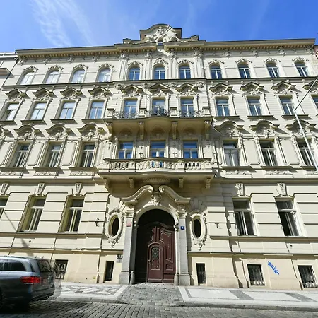 Presidential Penthouse, 303m2, Jacuzzi On Terrace, Sauna, 6bdrm, 4bthrm, Ac, Lift Prague