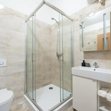 Elegant 4-guest Retreat Near Old Town Apartment Prague